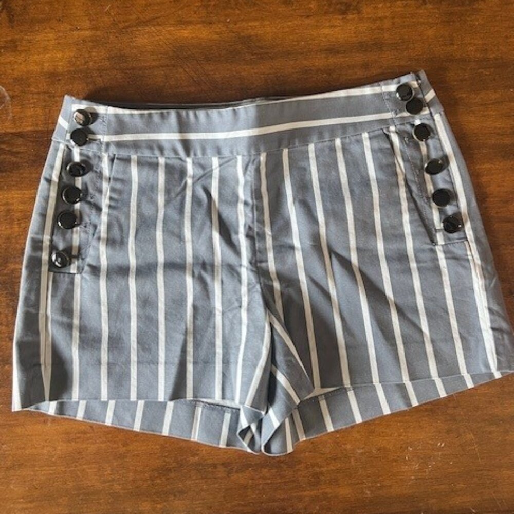 LOFT Gray Stripe Sailor Shorts with Black Button Detail 6 NWOT